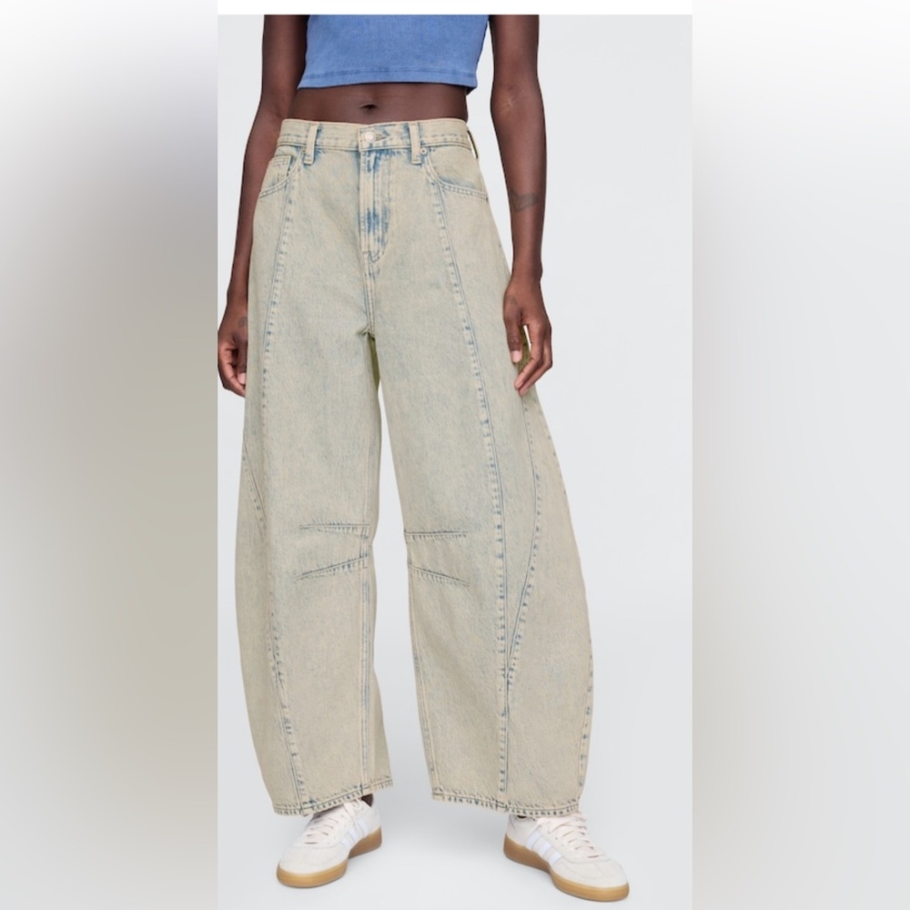 GAP Horseshoe High Rise NWOT Women's Light Stone Wash Jeans